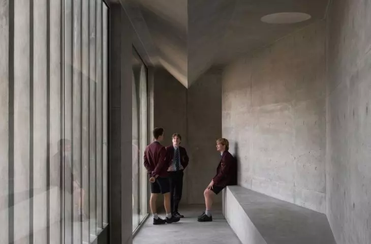 Flyover w Marcellin College w Bulleen w Australii projektu Farrell Wray Architects