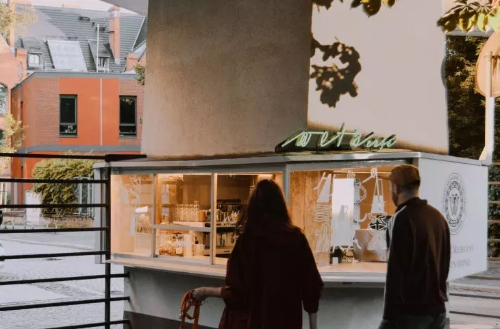 The café is located along a walking route used by many city residents