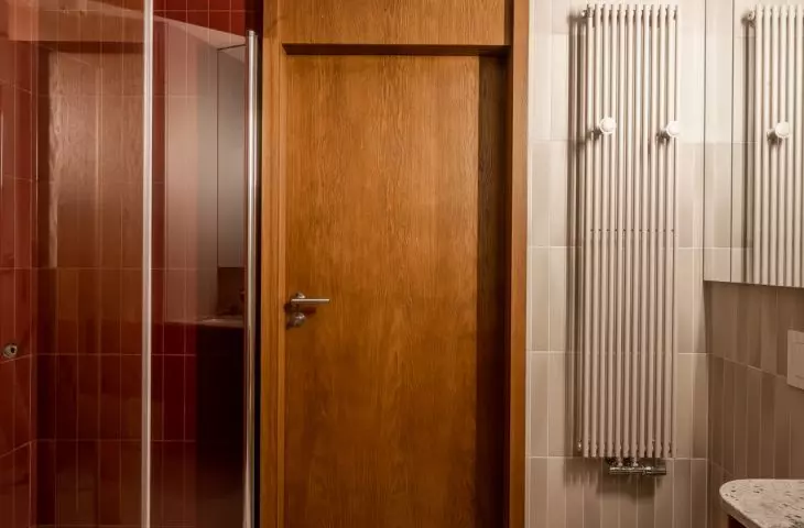 An apartment in the Wizjonerów housing development in Kraków, designed by KREPA design