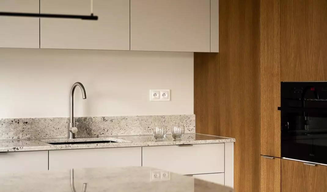 Mieszkanie na osiedlu Wizjonerów w Krakowie projektu KREPA design