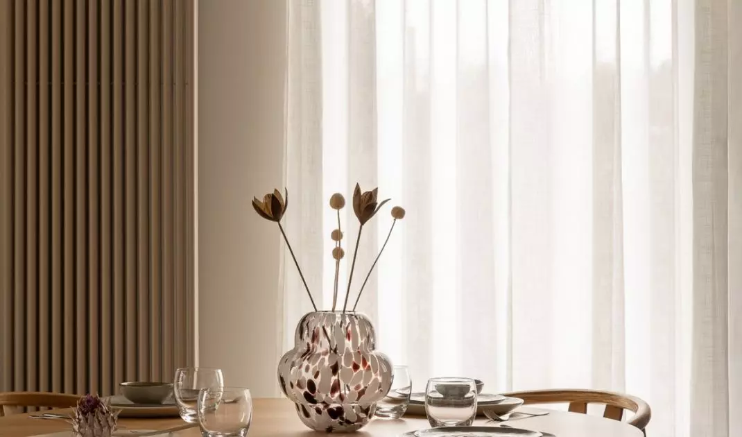 An apartment in the Wizjonerów housing development in Kraków, designed by KREPA design