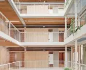 Sants Social Centre w Barcelonie projektu pracowni Laos Arquitectura