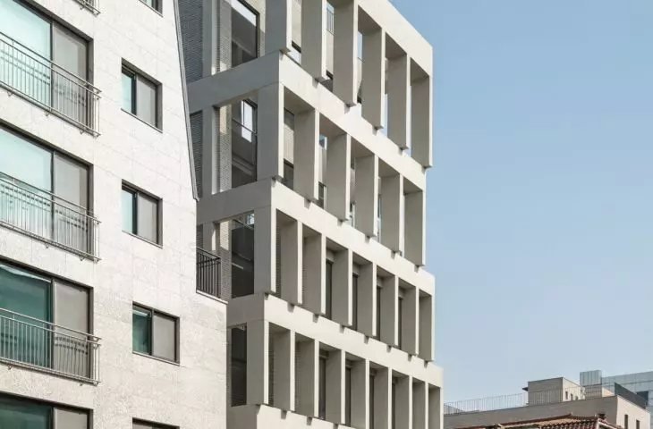 HOURS Building w Seulu projektu See Architects