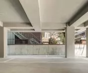 HOURS Building w Seulu projektu See Architects