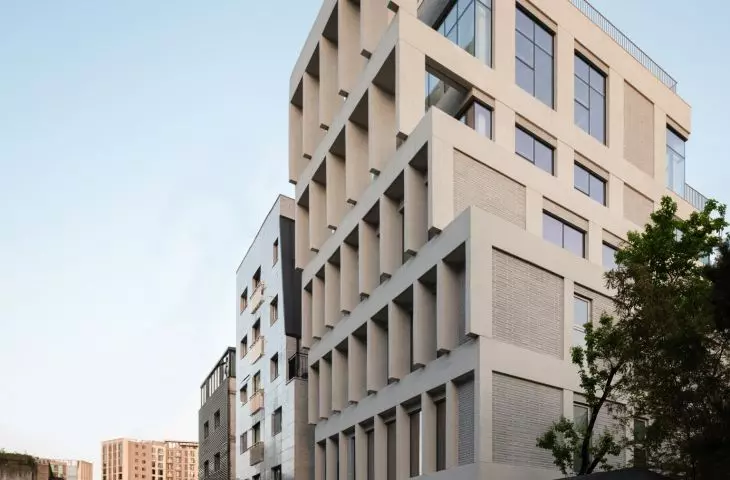 HOURS Building w Seulu projektu See Architects