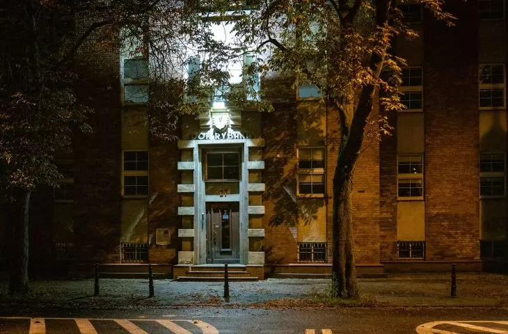Spacer nocny: O nowoczesności Centrum Gdyni – od modernizmu do współczesności