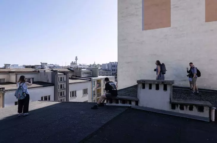 Foto-spacer podczas Weekendu Architektury w Gdyni