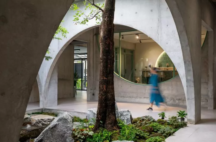 Novolife HQ w Bangkoku projektu Studio Krubka