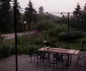 Pod gołym niebem 