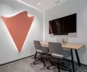 Magnum's New Office