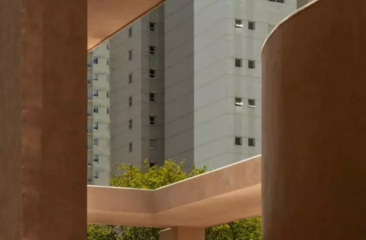 Pavilhão Sofia projektu Leonardo Zanatta Arquitetura w São Paulo