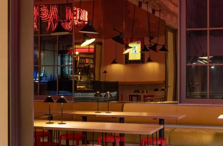 Medusa Pizza Bar Restaurant at Betonhaus in Poznań