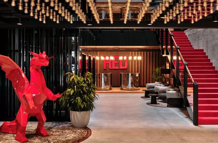 Hotel Radisson RED