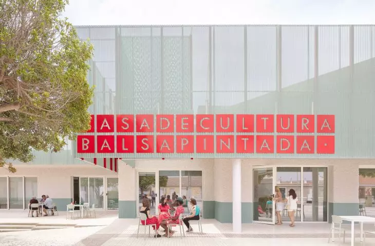 Casa de la Cultura de Balsapintada, designed by COR Architecture + Design