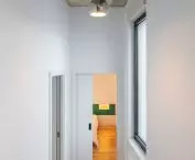 minimalistyczne wnętrza ożywia barwna terakota 