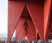 details of the stadium's construction