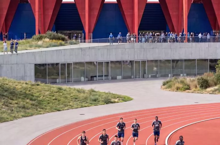Red and blue are the team colors of Dinamo Zagreb, which plays at the stadium.
