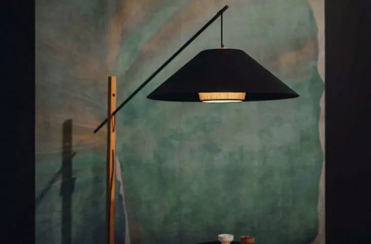 Lampa podłogowa Amigo Brinova