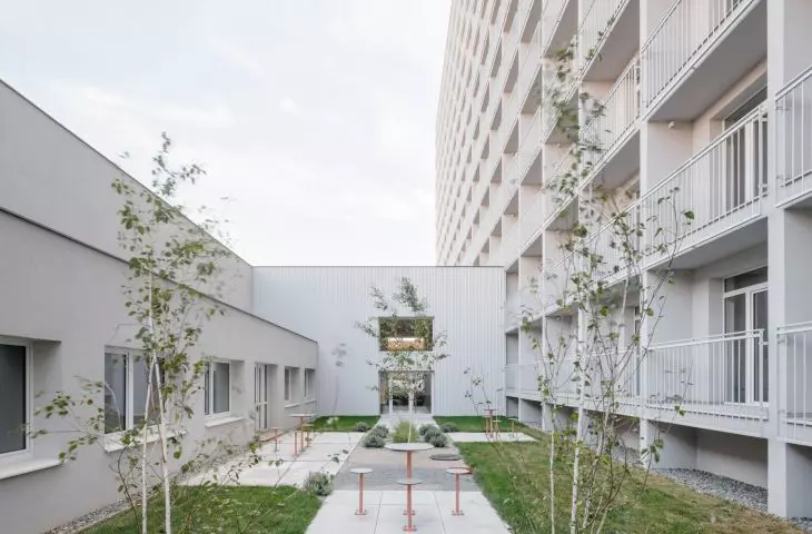 Kosmalt w Koszycach po przebudowie przeprowadzonej przez pracownię Atrium Architekti