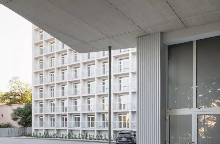 Kosmalt w Koszycach po przebudowie przeprowadzonej przez pracownię Atrium Architekti