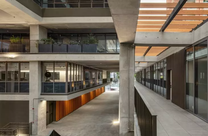 Capote 210 w São Paulo projektu Andrade Morettin Arquitetos