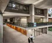 Capote 210 w São Paulo projektu Andrade Morettin Arquitetos