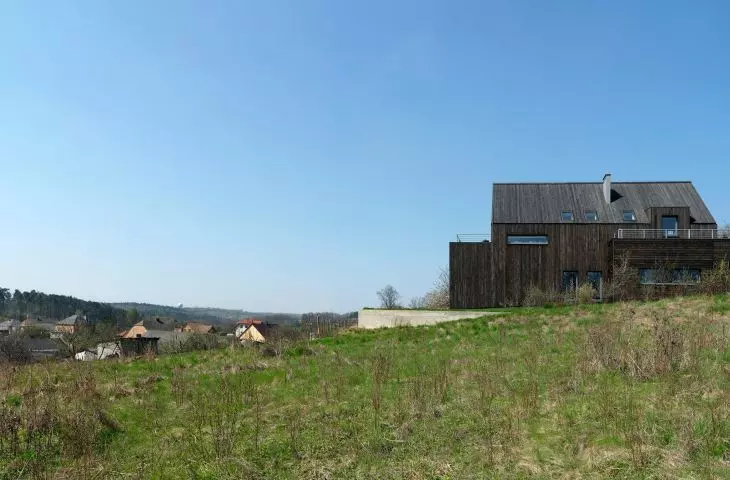The house in Burovo was built on a slope 