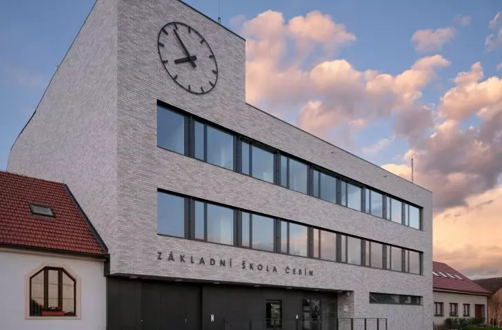 Čebín Primary School near Brno, designed by Knesl Kynčl Architects