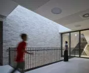 Čebín Primary School pod Brnem projektu knesl kynčl architekti