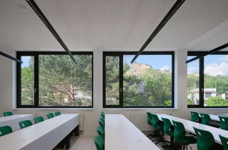 Čebín Primary School pod Brnem projektu knesl kynčl architekti