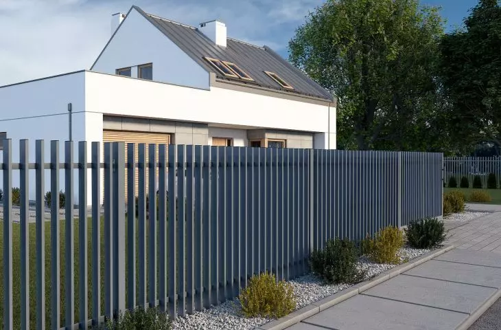 VERTICALE - novelty among palisade fences