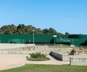 Ponto C w Penafiel projektu Galeria Gabinete