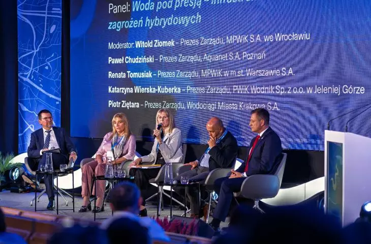 The “Pressurized Water” panel featured the CEOs of municipal water utilities from various cities