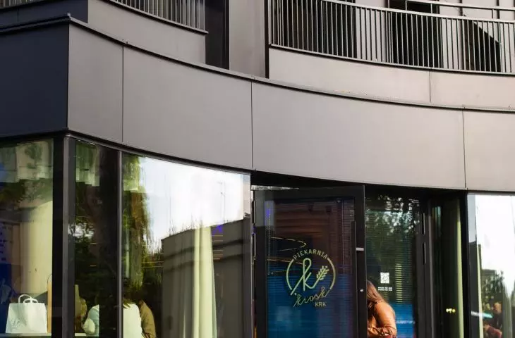 Otwarcie piekarni KIOSK Przemysława Klimy w Młynach Mogilska