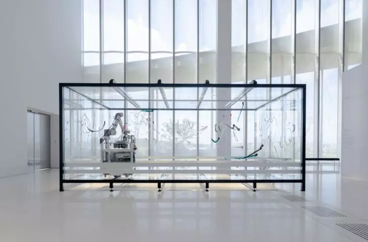 Suzhou Museum of Contemporary Art nad jeziorem Jinji projektu BIG