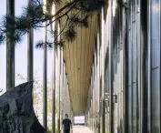 Suzhou Museum of Contemporary Art nad jeziorem Jinji projektu BIG