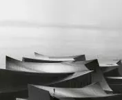 Suzhou Museum of Contemporary Art nad jeziorem Jinji projektu BIG