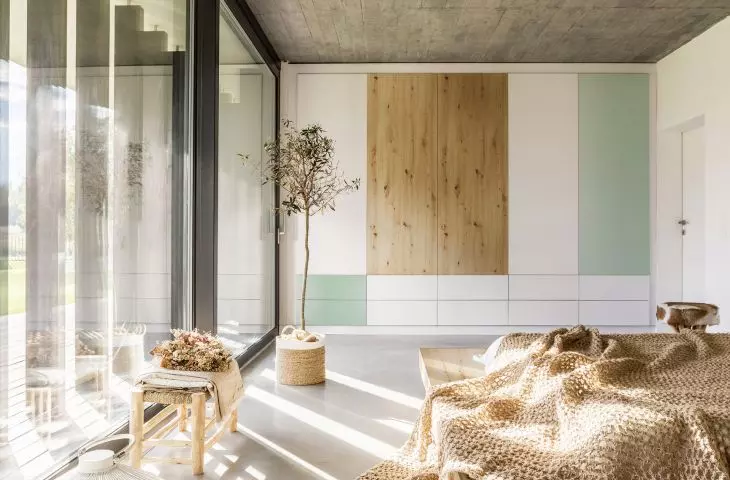 Wooden decor in the bedroom