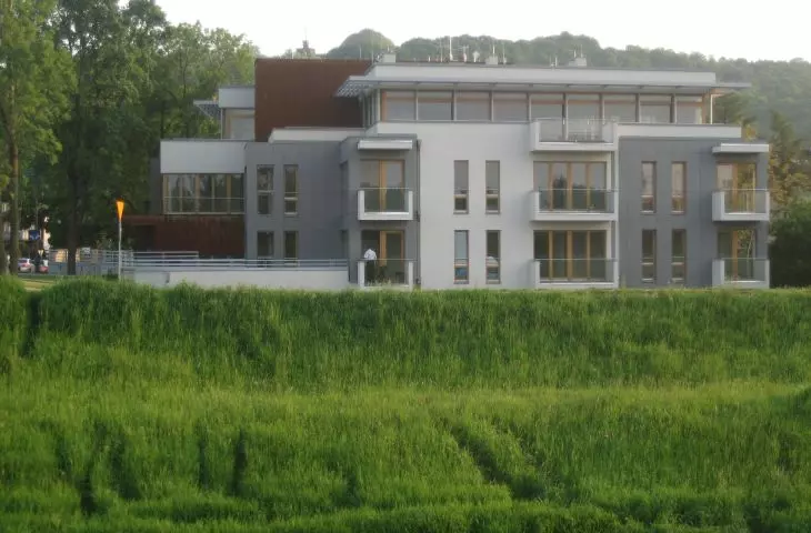 Villa Emaus, view from the Rudawa River side