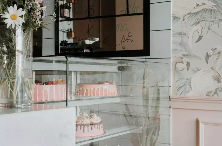 Sweet cakes behind the showcase