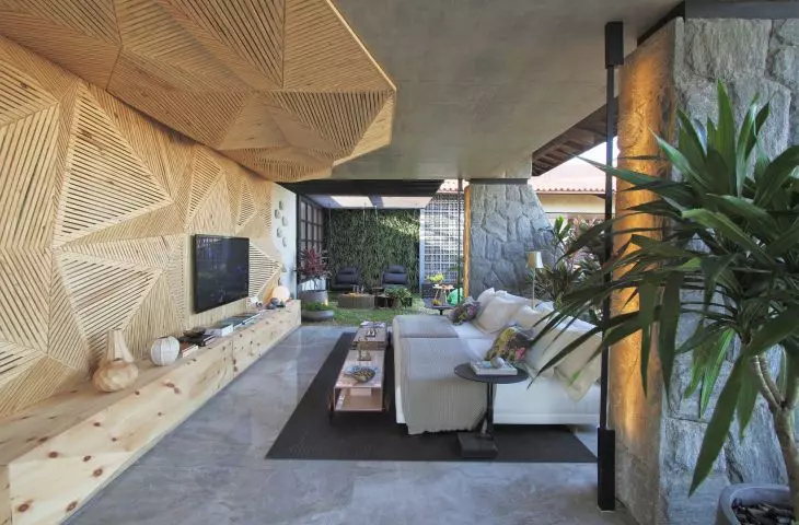 Natural stone on the terrace 