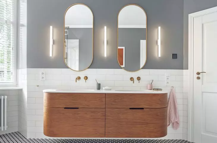 Custom-made cabinet for washbasins 