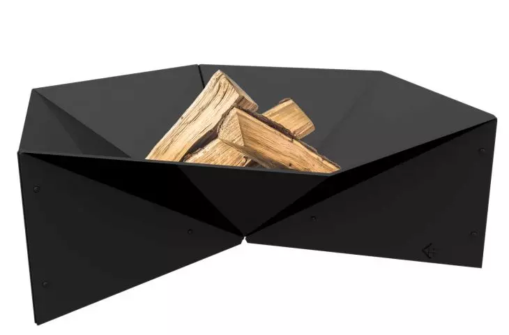 Polygonal hearth