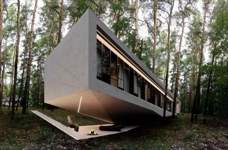 RE: JOSHUA TREE HOUSE, uniesiona bryła