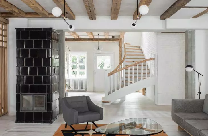 Living room with tiled stove