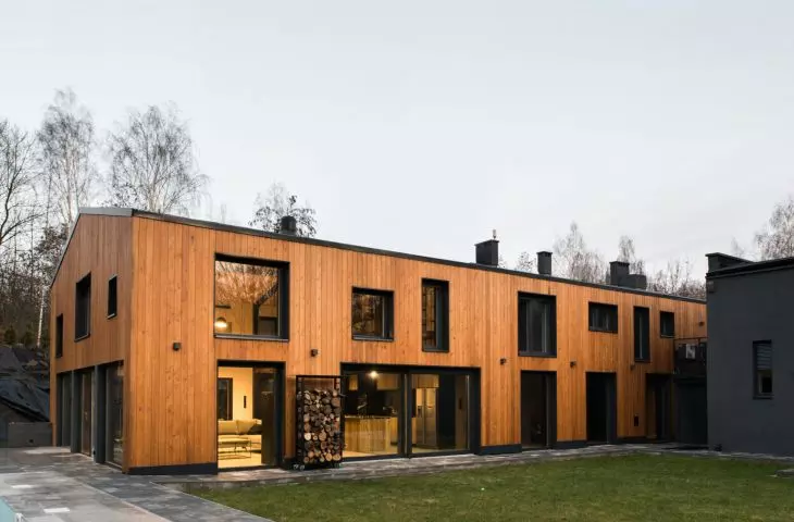 The remains of a barn were turned by architects into a modern single-family home