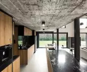 Ślonsko Chałpa - kitchen