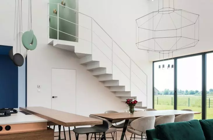 Salon z jadalnią i kuchnią