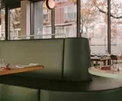 Seat in dark green color