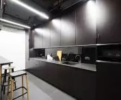 Black kitchen